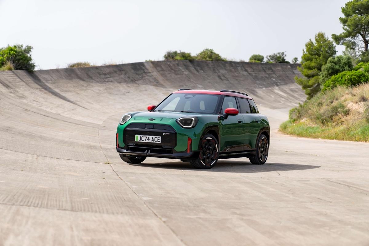 -디 올 일렉트릭 MINI JCW 에이스맨 (사진 = BMW 코리아)