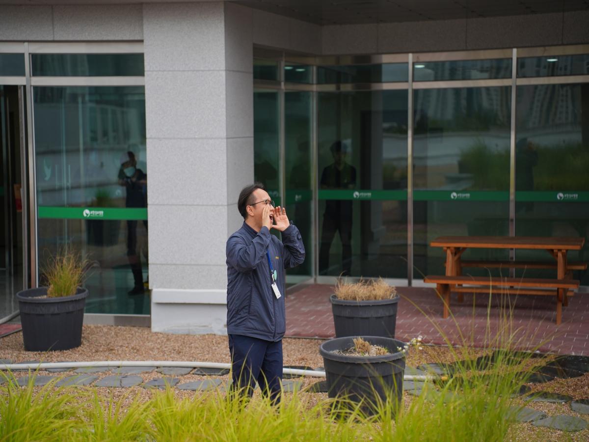 -포항성모병원은 지난 23일 자체 소방훈련을 실시하며 화재 발생 시 신속하고 체계적인 대응 역량을 점검했다. (사진 = 포항성모병원)