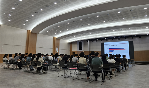 -24일 군포시청 본관 2층 대회의실에서 ‘2026년 위험성평가 담당자 교육’이 진행되고 있다. (사진 = 군포시)