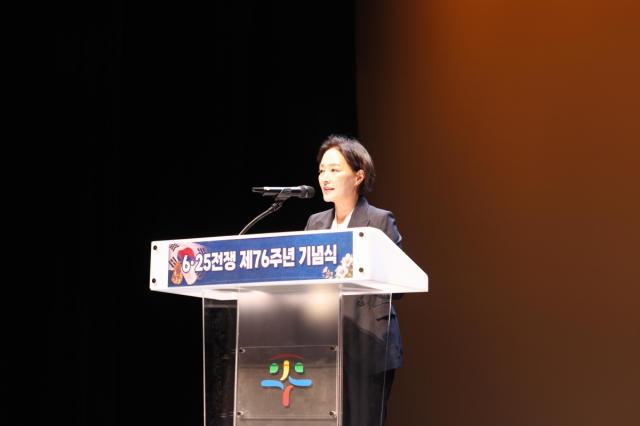 [NSP NEWS Image]평택시의회, ‘6·25전쟁 제76주년 기념행사’ 참석…호국영령 숭고한 뜻 기려