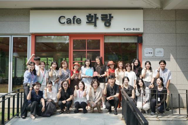[NSP NEWS Image]안산시, 장애친화상점 ‘오소가게’ 대표 현판식 개최…포용도시 가속