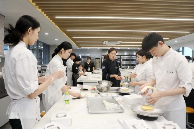 [NSP NEWS Image]영남이공대학교, 대구문화예술산업학교 학생 대상 ‘고맞고 FUN진로 JOB체험’ 성료