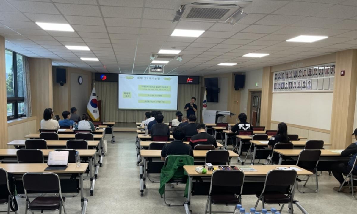 -영양군은 청년농업인의 안정적인 영농 정착과 경쟁력 있는 농업경영 기반 마련을 위해
