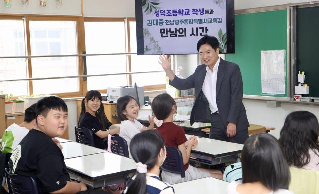 [NSP NEWS Image]김대중 전남광주 교육감, 현장 소통 행보 잰걸음