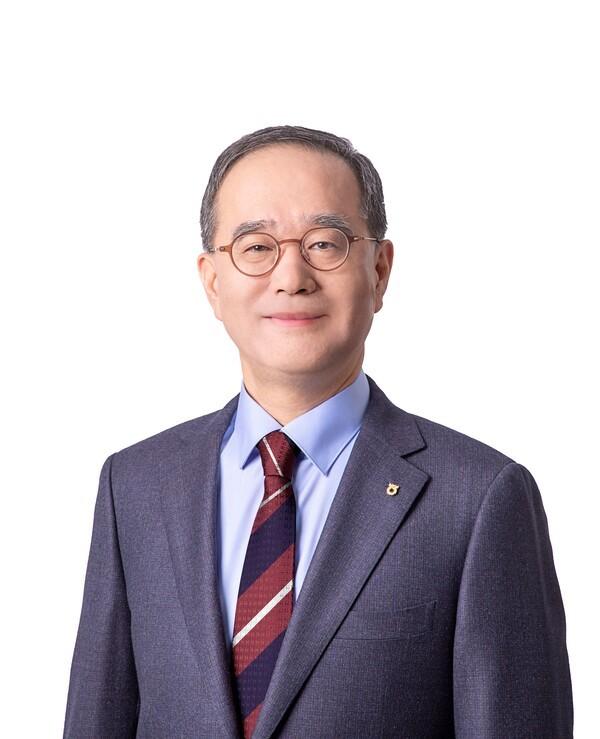 -이찬우 농협금융지주 회장. (사진 = 농협금융지주)