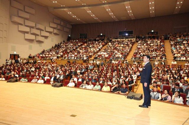 -박성현 광양시장 직접 브리핑 하고 있다 (사진 = 광양시청)