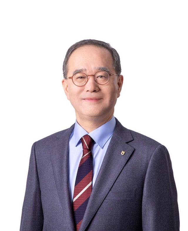 [NSP NEWS Image]이찬우 농협지주 회장, 1분기 순익 급증…강호동 중앙회장 리스크 ‘난제’
