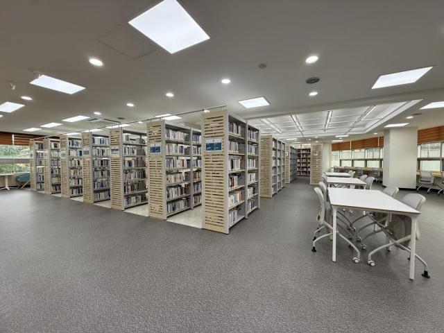 [NSP NEWS Image]군포 대야도서관, 3개월간의 새단장 마치고 17일 재개관…시민 생각 담아 더 넓고 편안하게