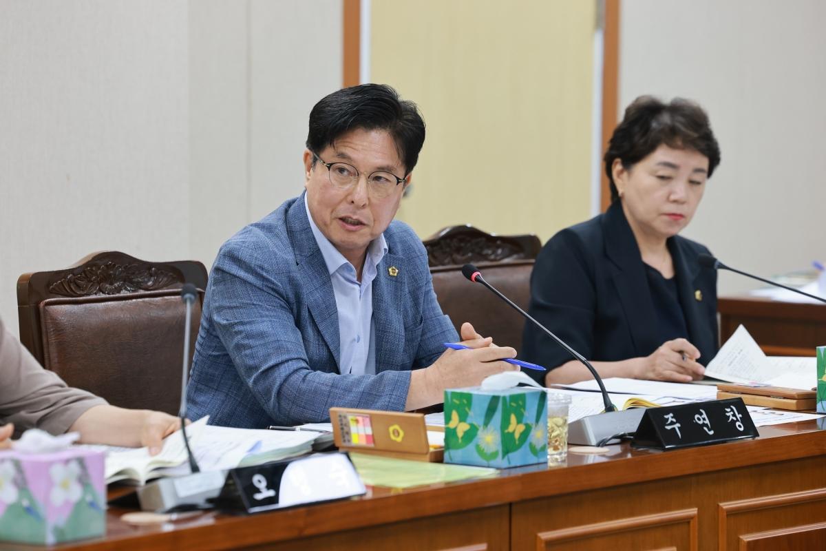 -주연창 의원이지방하천 정비사업의 조속한 마무리를 요구하며 대책마련을 촉구했다. (사진 = 특별시의회)