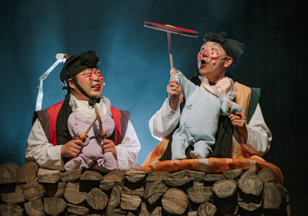 -연희 도깨비 공연 모습. (사진 = 수원문화재단)