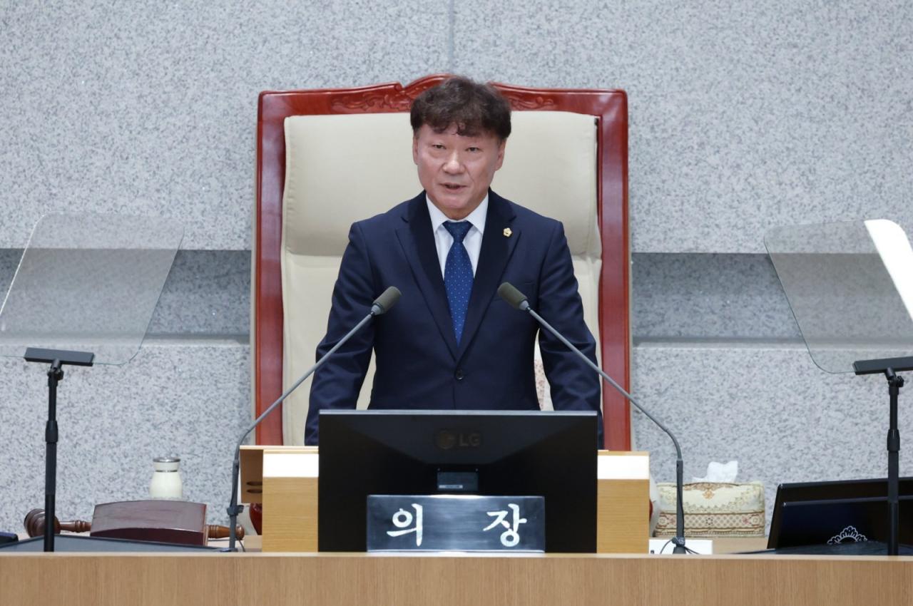-개회사하는 남종섭 경기도의회 의장. (사진 = 경기도의회)