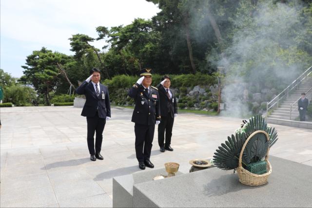 -포항해양경찰서는 27일 김태균 신임 포항해양경찰서장이 본격적인 업무를 시작했다고 밝혔다. (사진 = 포항 해양경찰서)
