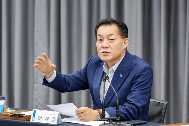 -30일 이재준 수원시장이 연석회의에서 발언을 하는 모습. (사진 = 수원시)