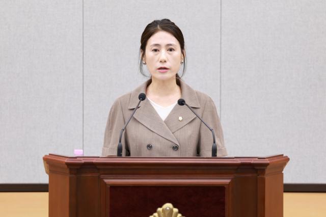 -여수시의회가 김채원 의원이 대표 발의한 제9대 여수시의회 청렴혁신 실천 결의안을 채택했다. (사진 = 여수시의회)