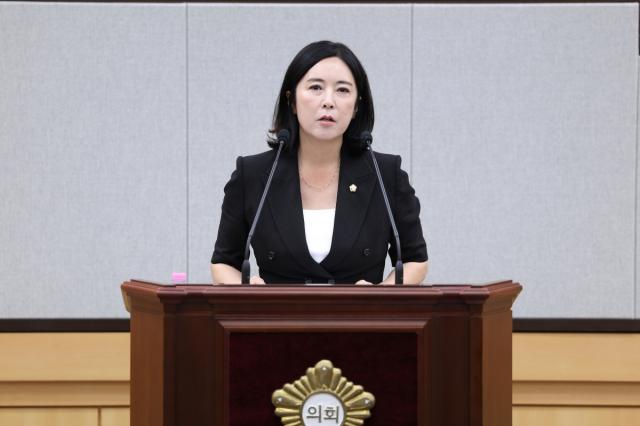 -박숙희 여수시의원이 COP33 여수 개최 필요성을 제안하며 정부와 전남광주특별시, 여수시가 함께 국가적 추진체계를 마련을 촉구했다. (사진 = 여수시의회)