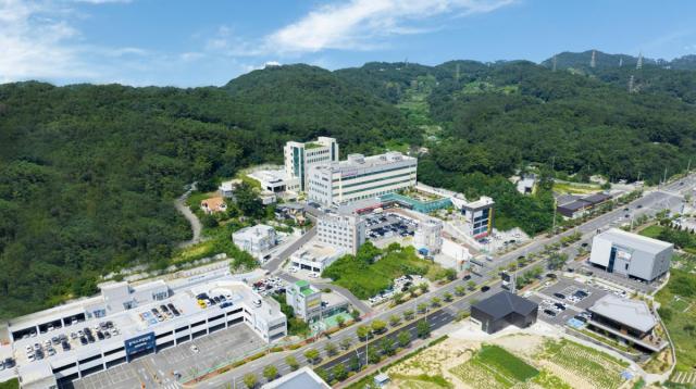 -에스포항병원이 건강보험심사평가원에서 실시한 '급성기뇌졸중 적정성 평가'에서 1등급을 획득하며 전국을 대표하는 뇌혈관 전문병원으로서 우수한 의료 역량을 다시 한번 입증했다. (사진