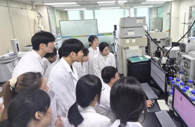 -‘바이오·AI 산업 실무형 전문 인재양성 교육 프로그램’ 진행 모습. (사진 = 안양대학교)