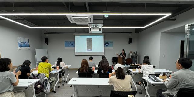 제11기 여수시 SNS 서포터즈가 여수진남상가 상인교육장에서 역량강화 워크숍을 개최했다. (사진 = 여수시)