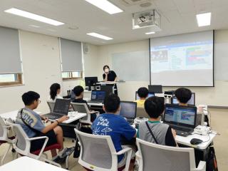 (NSP NEWS Image)시흥시, 청소년 미래 진로 안심망 가동…‘메타버스·AI 로봇 꿈꾸는 미래 직업’