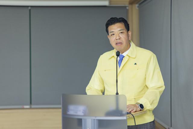 19일 이계철 화성시의회 의장이 발언을 하고 있다. (사진 = 화성시의회)