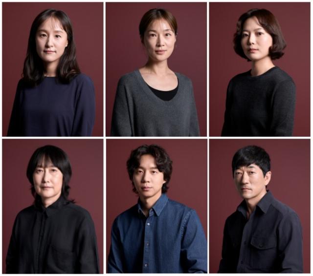 연극 ‘갱更’ 출연 배우. 위 왼쪽부터 시계 방향 순으로 ‘몽고 역’의 강혜련, ‘피영 역’의 공상아, ‘도로시 역’의 곽영현, ‘천태 역’의 조하석, ‘바리 역 ’의 이주협, ‘