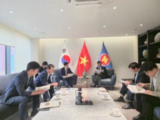 (NSP NEWS Image)최기영 봉화군수, 부 호 대사 만나 ‘한-베 교류협력 방안’ 논의