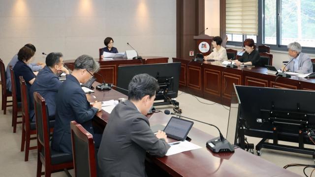 26일 김보라 시장이 ‘경기도 제2회 추경예산 편성 영향 파악 보고회’를 주재하고 있다. (사진 = 안성시)