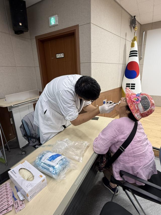 봉화군, 장애인 구강건강 챙긴다, 장애인 복지시설 3개소 대상 불소도포·구강상담 실시 (사진 = 봉화군)