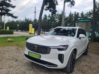 (NSP NEWS Image)[타보니]볼보 XC90 T8 PHEV, 강력한 사륜 제동력 ‘강점’…배터리 소진 후 연비 하락 ‘아쉬움’