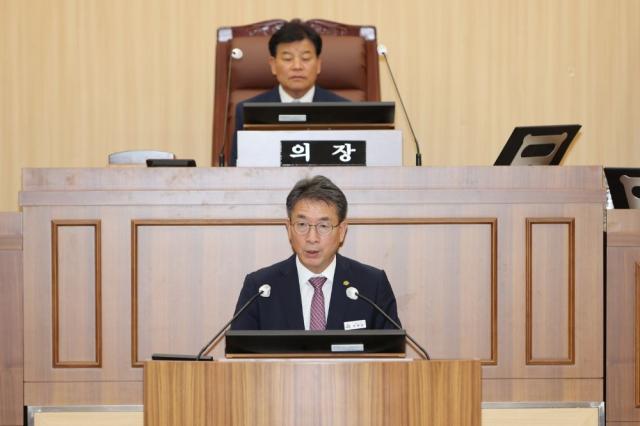 예천군의회는 4일 오전 11시 의회 본회의장에서 제287회 예천군의회 제1차 정례회를 개회하고 오는 10일까지 7일간의 회기에 들어갔다. (사진 = 예천군)