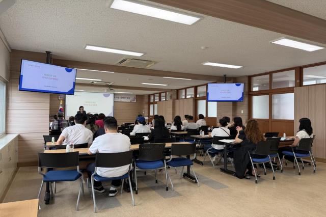 안동교육지원청 특수교육지원센터는 지난 2일 학교교육지원센터 대회의실에서 경북 북부권역 특수교육대상학생 학부모 49명을 대상으로 ‘2026학년도 경북 북부권역 특수교육대상학생 학부모