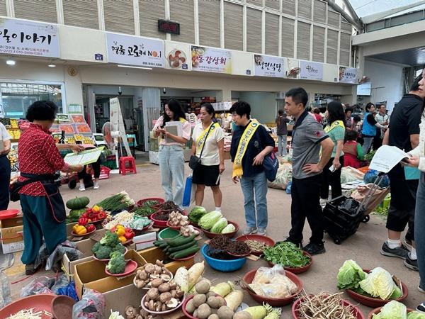 강진군이 추석을 앞두고 원산지 집중점검에 나서고 있다. (사진 = 강진군)