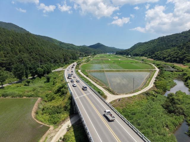 4차로로 확장된 국도23호선. (사진 = 장흥군)