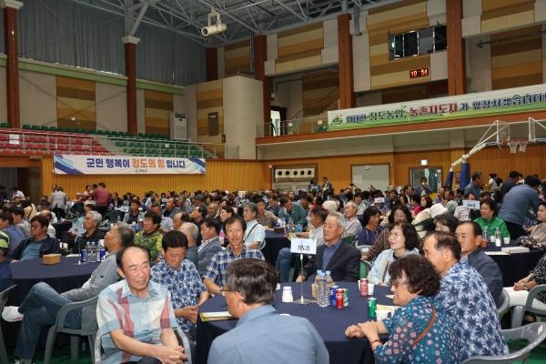 한국농촌지도자청도군연합회는 지난 9일 청도국민체육센터 실내체육관에서 회원 및 관계관 등 600여 명이 참석한 가운데 ‘2026년 농촌지도자 한마음대회’를 성황리에 개최했다. (사진