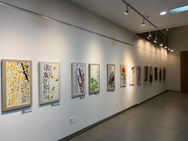 봉화군솔향갤러리에서 이상열 개인전 개최,청량산의 산세와 풍경을 바라보며 느낀 감흥을 시와 회화로 풀어낸 작품 감상할수 있어 (사진 = 봉화군)