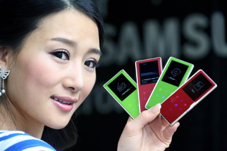 [NSP PHOTO]두께 6.95mm 슬림 MP3 옙 K3 컬러바람